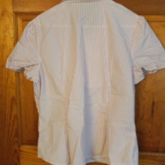 Worthington Stretch Short Sleeve Button Down Top - Picture 3 of 6